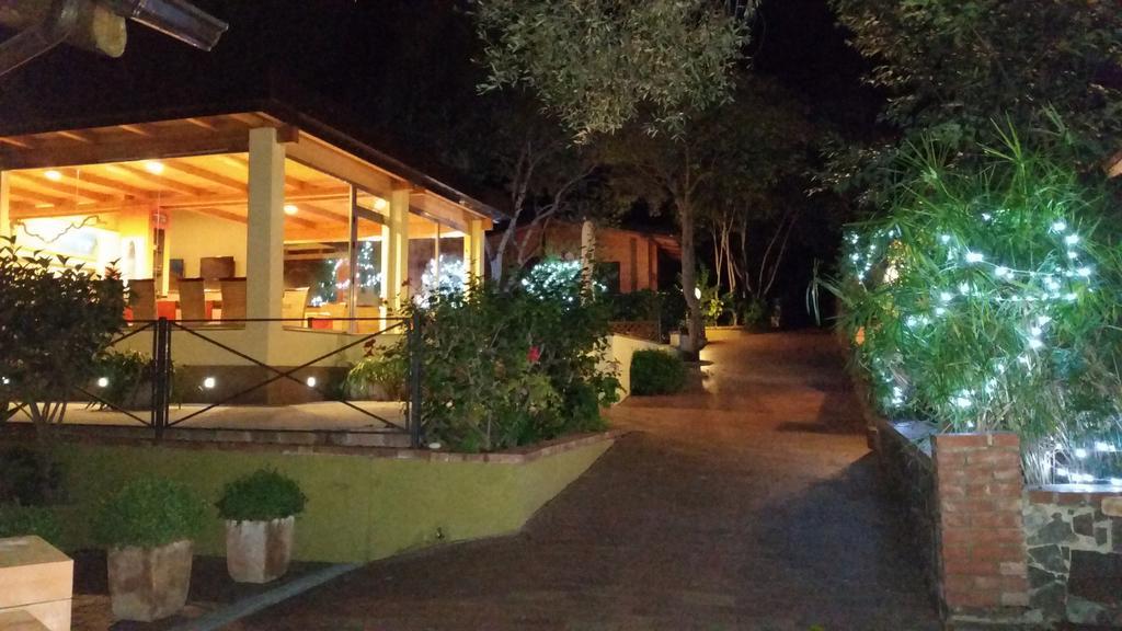Cala Blanca Villaggio Alberghiero Marina di Camerota Eksteriør billede