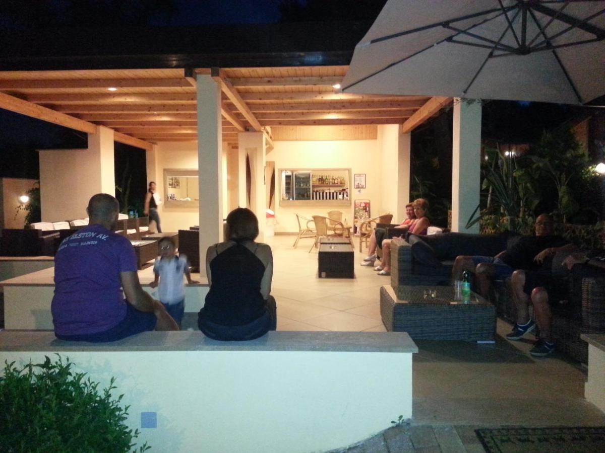 Cala Blanca Villaggio Alberghiero Marina di Camerota Eksteriør billede